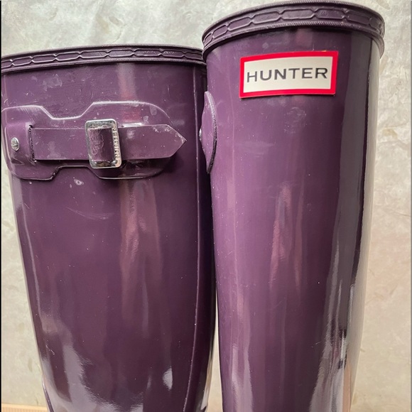 Hunter Rain Boots Tall Gloss Eggplant Color - Picture 5 of 12